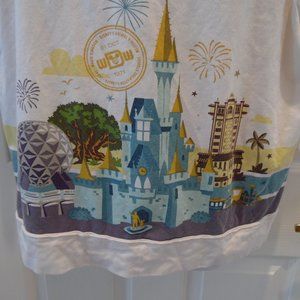 walt disney world parks tshirt womens xl vintage?